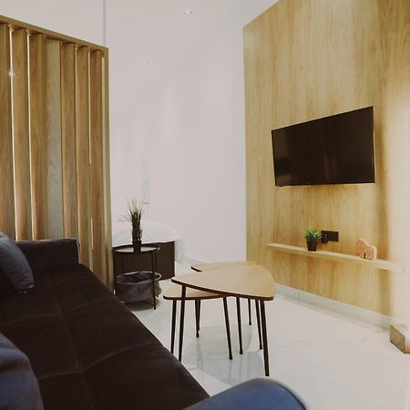 Fenias Luxury Studios Kallithea  Εξωτερικό φωτογραφία